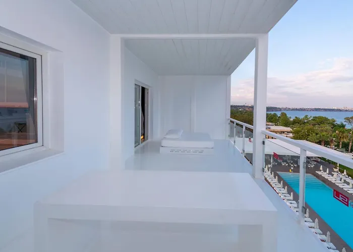 Su & Aqualand Hotel 5*