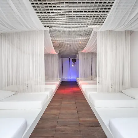 Su - Free Access To Largest Aqualand Hotell